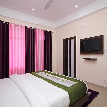 Oyo Hotel Chandni Dharamshala Ngoại thất bức ảnh