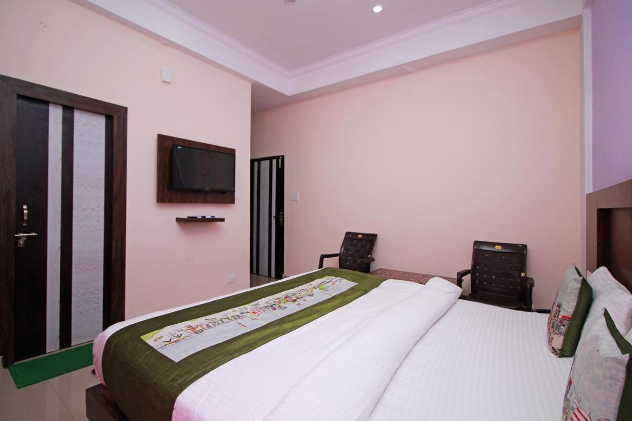 Oyo Hotel Chandni Dharamshala Ngoại thất bức ảnh